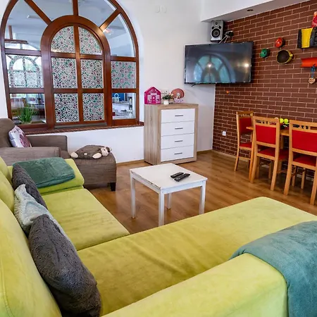 Penzion Karlov Guest house